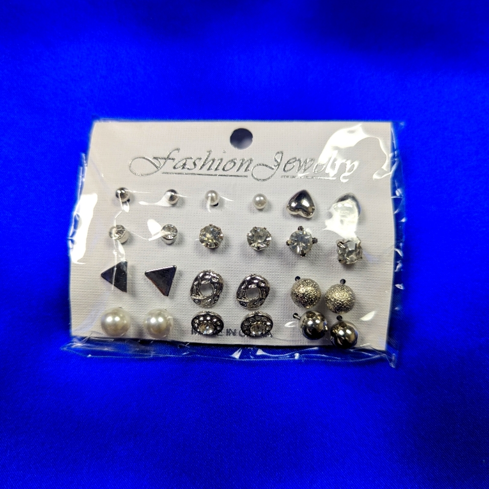 Fashion earrings